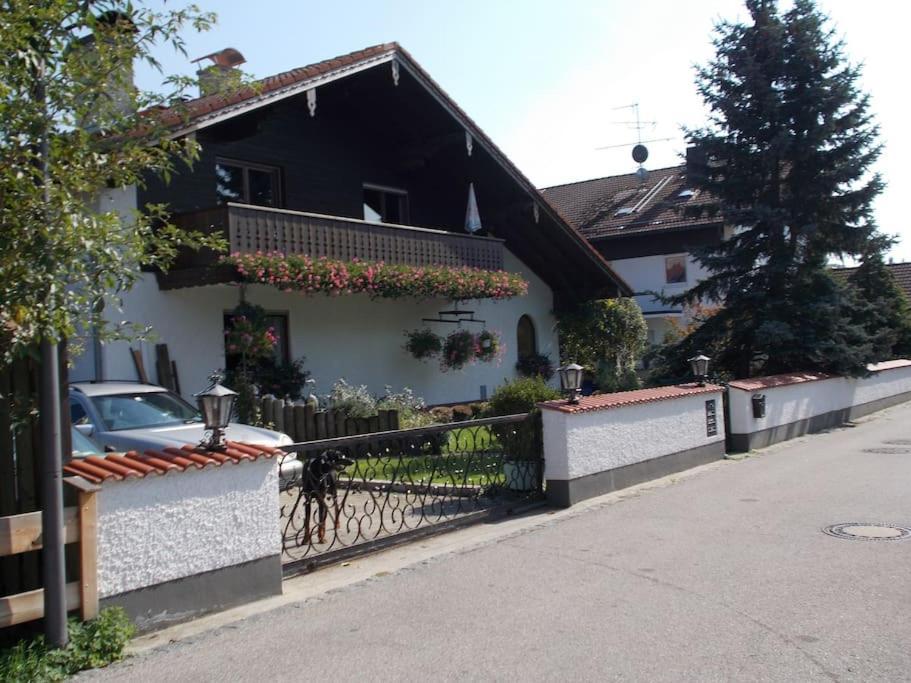 Xxl Apartment, 10 Beds, 4 Sleep-Rooms, 140Qm, 2 Wc, 2 Shower && Bruckmuhl Exterior photo