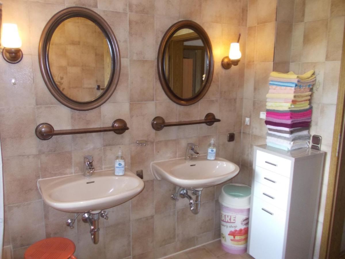 Xxl Apartment, 10 Beds, 4 Sleep-Rooms, 140Qm, 2 Wc, 2 Shower && Bruckmuhl Exterior photo